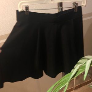 Black circle skirt (NEVER WORN)